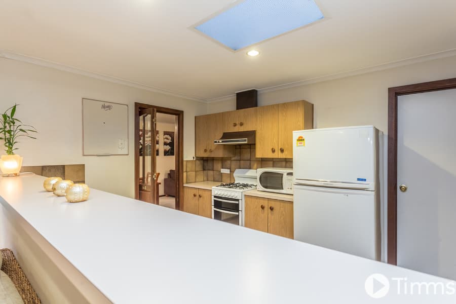 6 Peter Court, O'Halloran Hill - Thumbnail 8