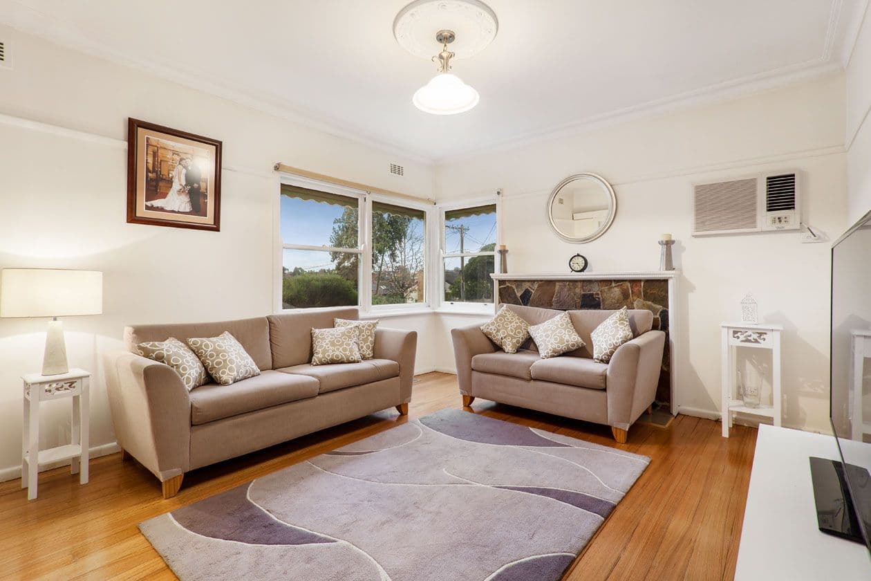 11 Tullius Avenue, OAKLEIGH EAST VIC 3166, Oakleigh East - Thumbnail 2
