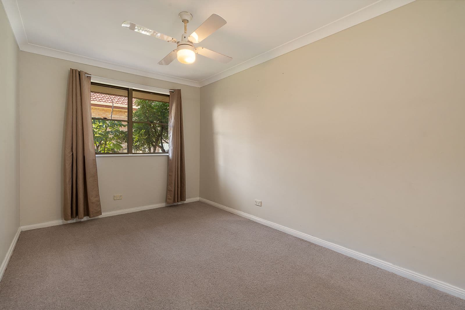1/28 Whitlam Green, Point Cook - Thumbnail 8