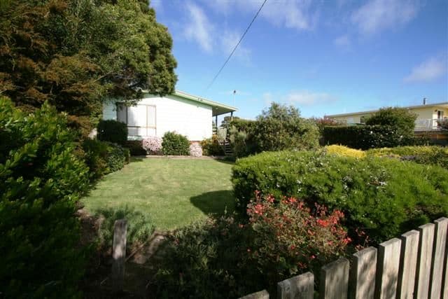 9 Boonderabbi Way, COWES VIC 3922, Cowes - Image 1