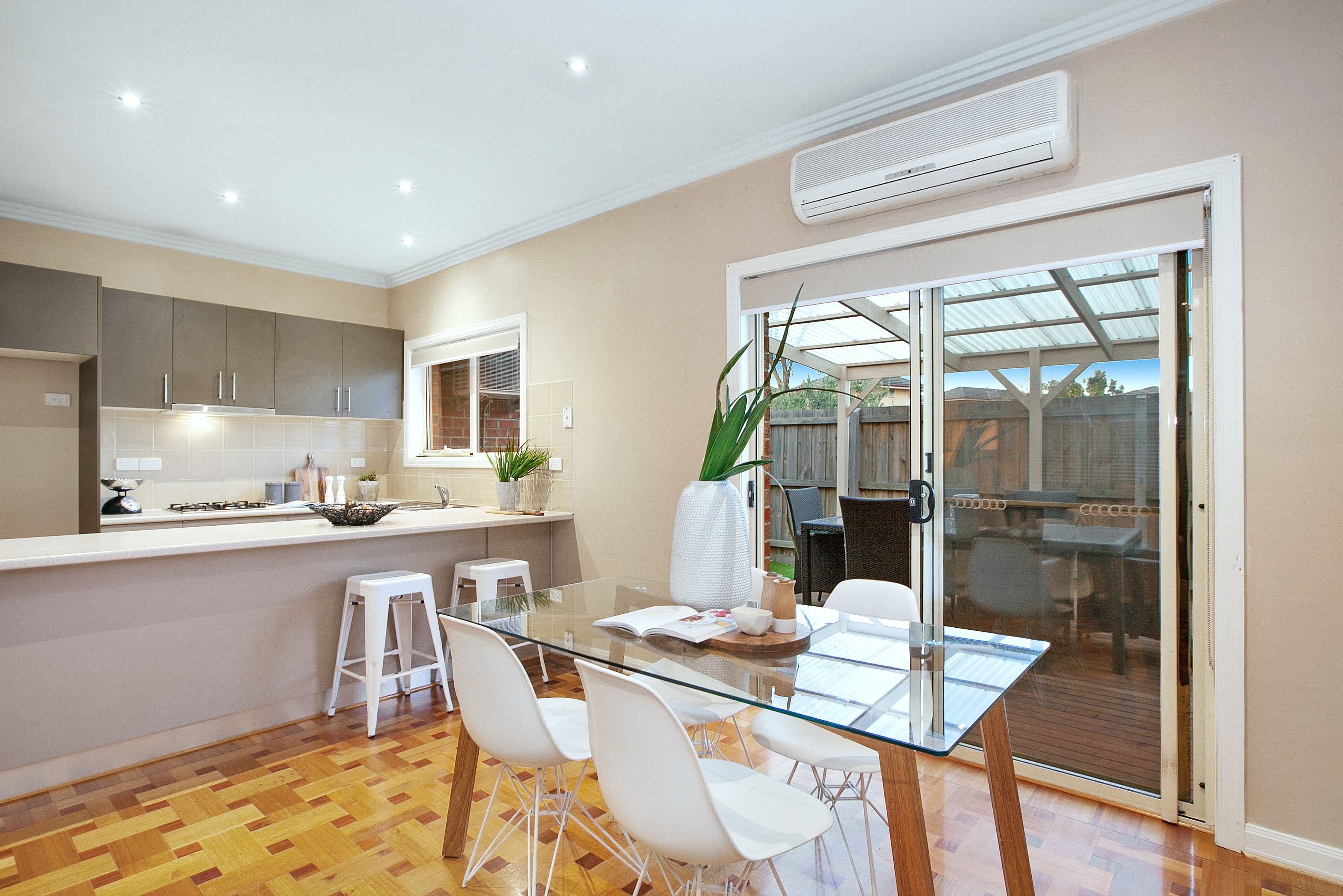 152 St Vigeons Road, Reservoir VIC 3073, Reservoir - Thumbnail 4