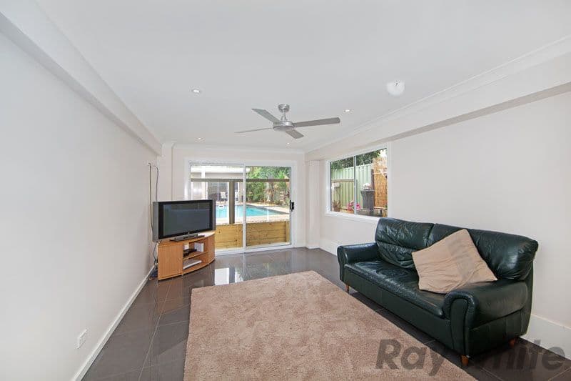16 Budgeree Avenue, LAKE MUNMORAH NSW 2259, Lake Munmorah - Thumbnail 4