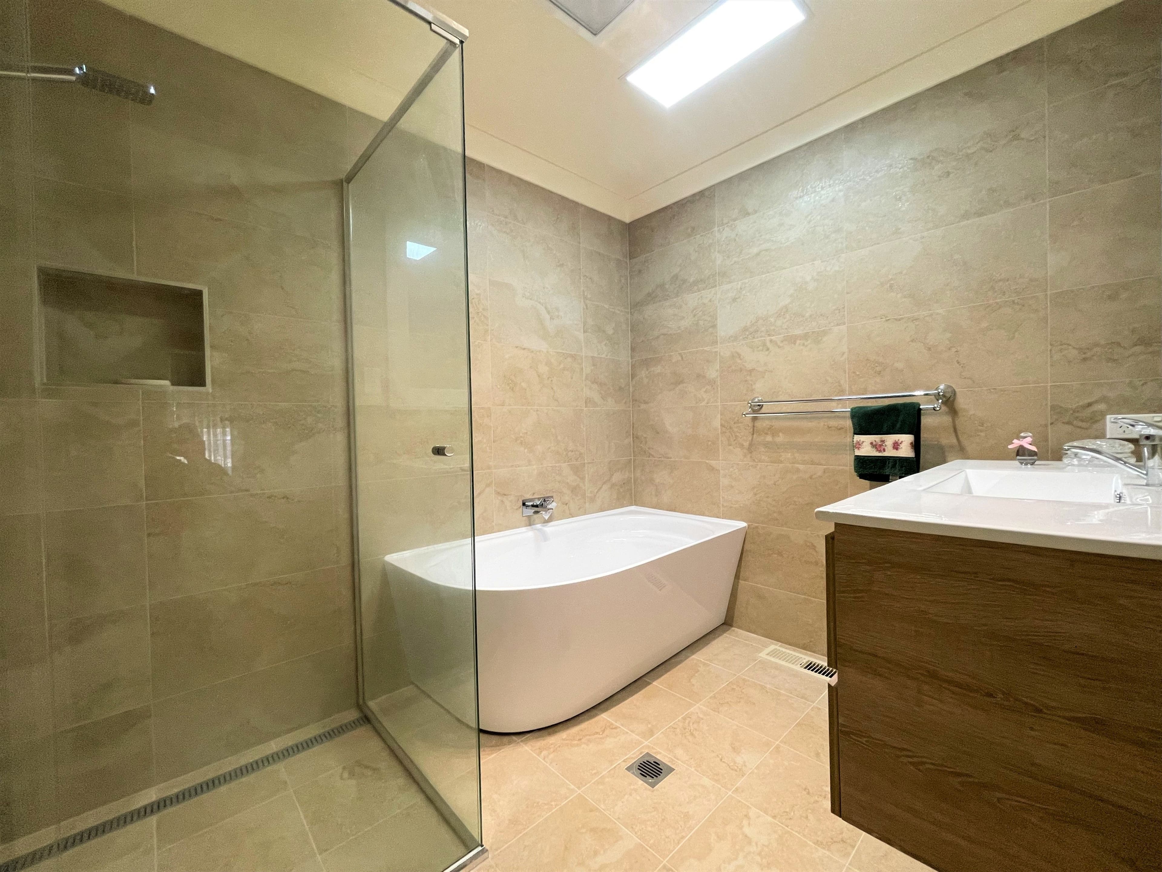 5 Normoyle Crescent, Young NSW 2594, Young - Thumbnail 4