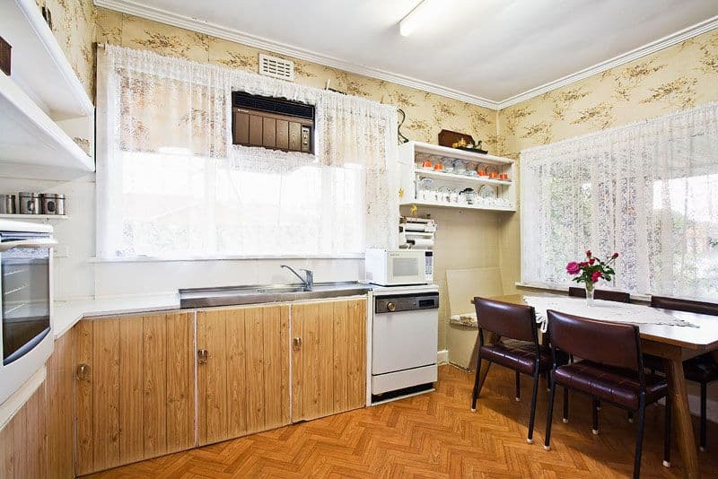 34 Acheron Avenue, RESERVOIR VIC 3073, Reservoir - Thumbnail 3