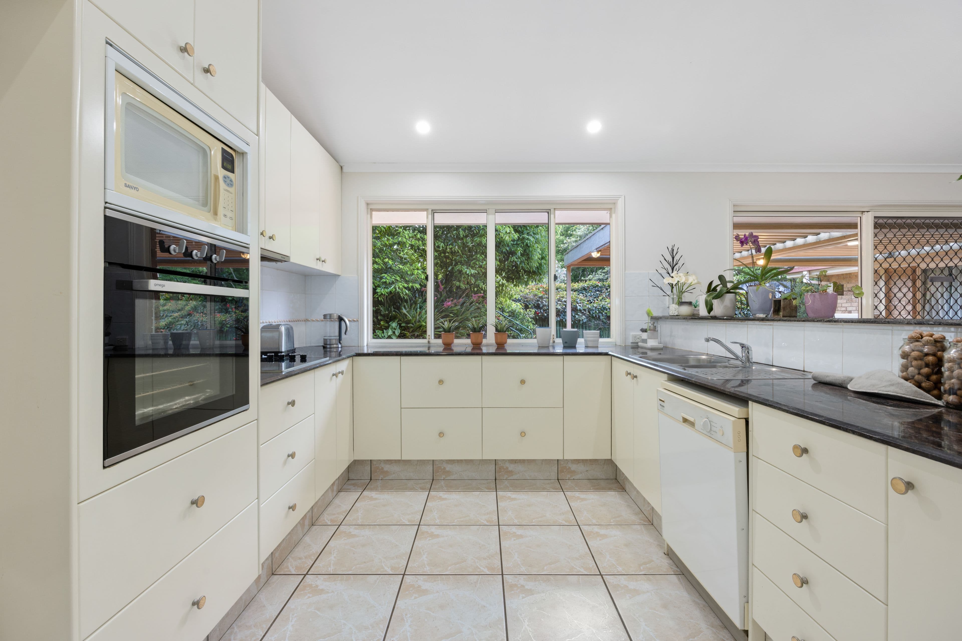11 Quorn Close, Buderim QLD 4556, Buderim - Thumbnail 2