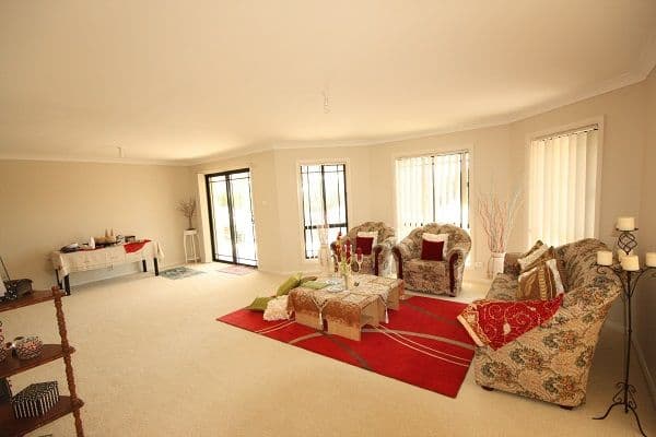 8 St Monica Way, BLAIR ATHOL NSW 2560, Blair Athol - Thumbnail 6