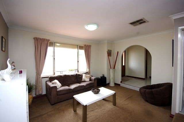 8 Butterworth Avenue, Koondoola WA 6064, Koondoola - Thumbnail 4