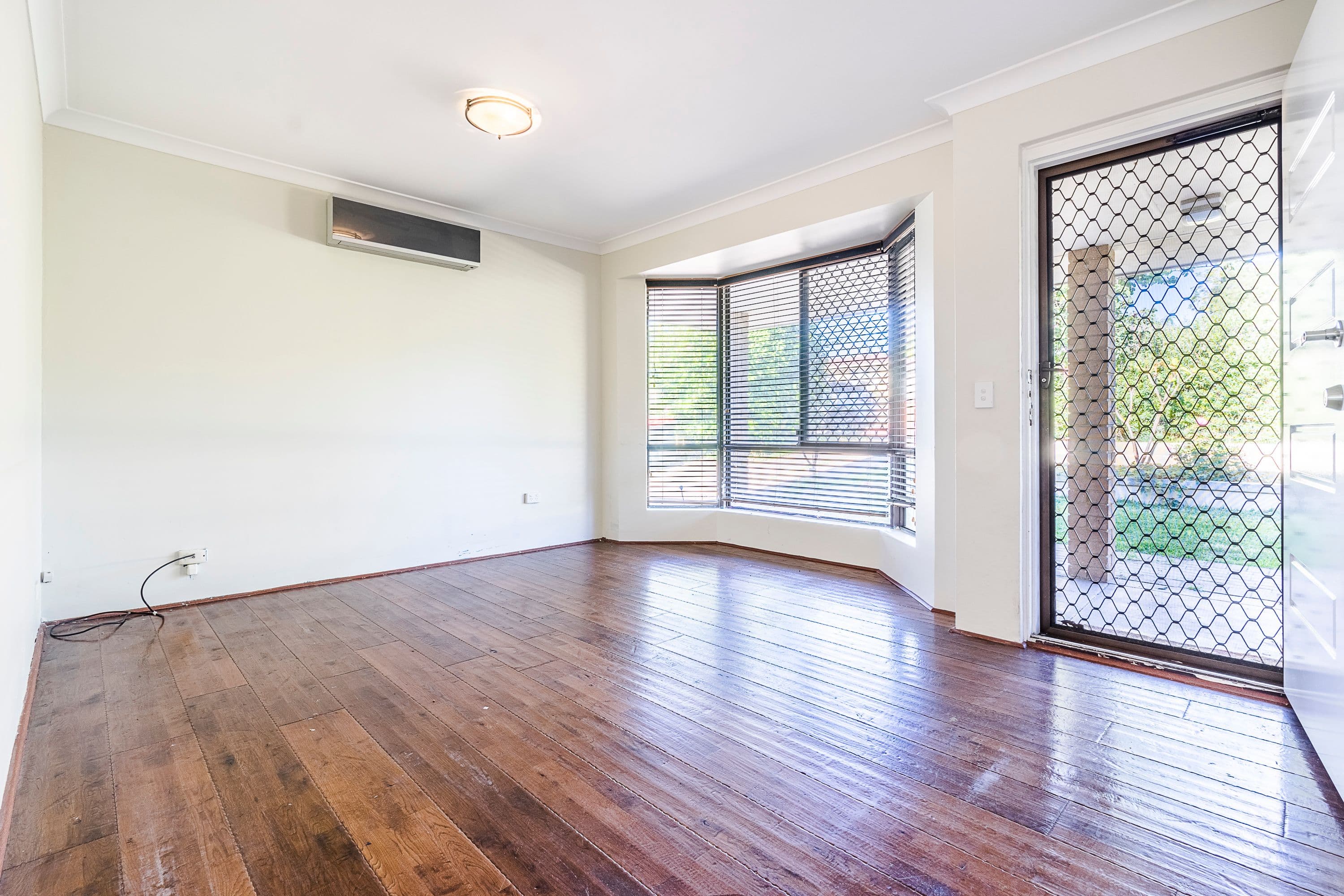 35 Wintersweet Ramble, Mirrabooka WA 6061, Mirrabooka - Thumbnail 2