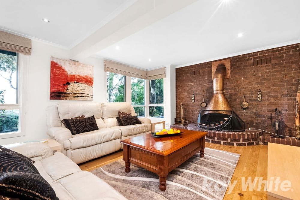 5 Eaton Place, Wheelers Hill VIC 3150, Wheelers Hill - Thumbnail 2