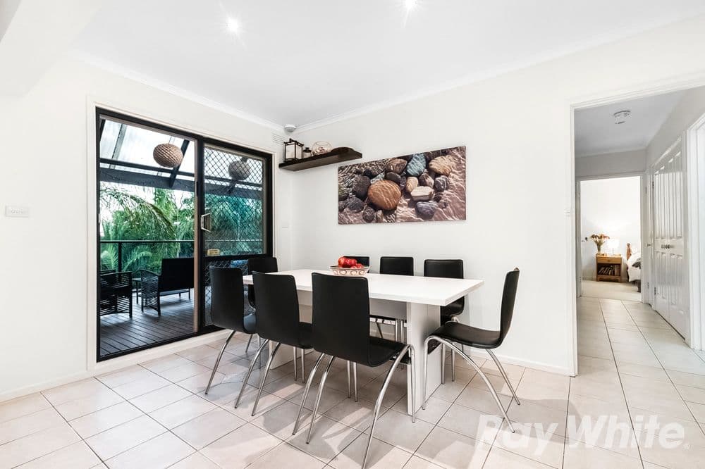 5 Eaton Place, Wheelers Hill VIC 3150, Wheelers Hill - Thumbnail 4