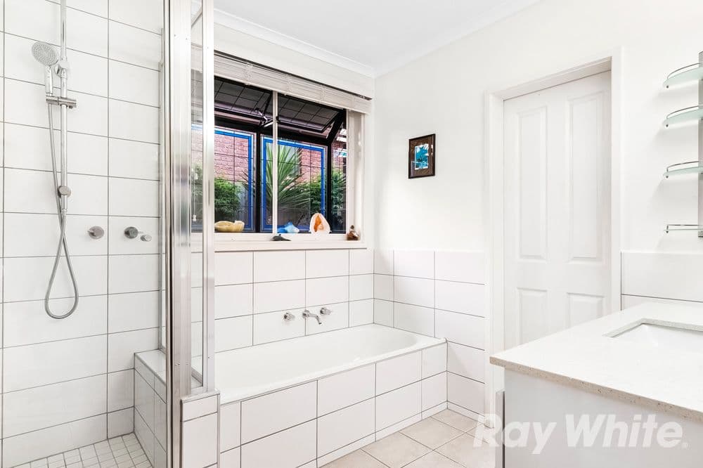 5 Eaton Place, Wheelers Hill VIC 3150, Wheelers Hill - Thumbnail 6