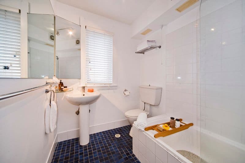 4 Crowther Avenue, GREENWICH NSW 2065, Greenwich - Thumbnail 7