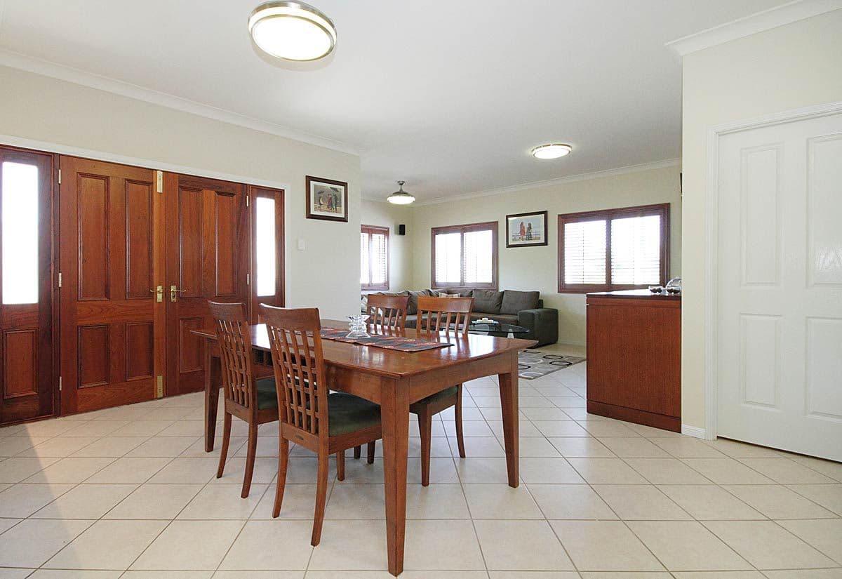 21 Anzac Road, CARINA HEIGHTS QLD 4152, Carina Heights - Thumbnail 6