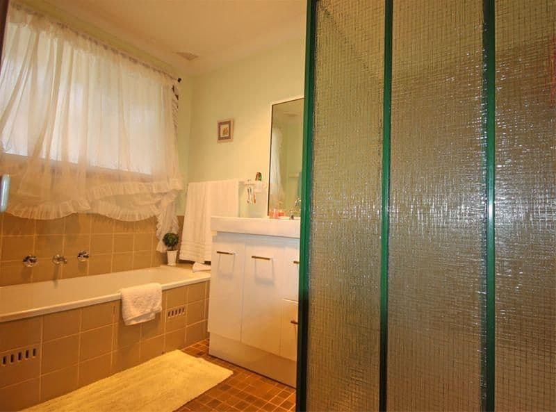 4 Scarus Place, ROSEMEADOW NSW 2560, Rosemeadow - Thumbnail 4