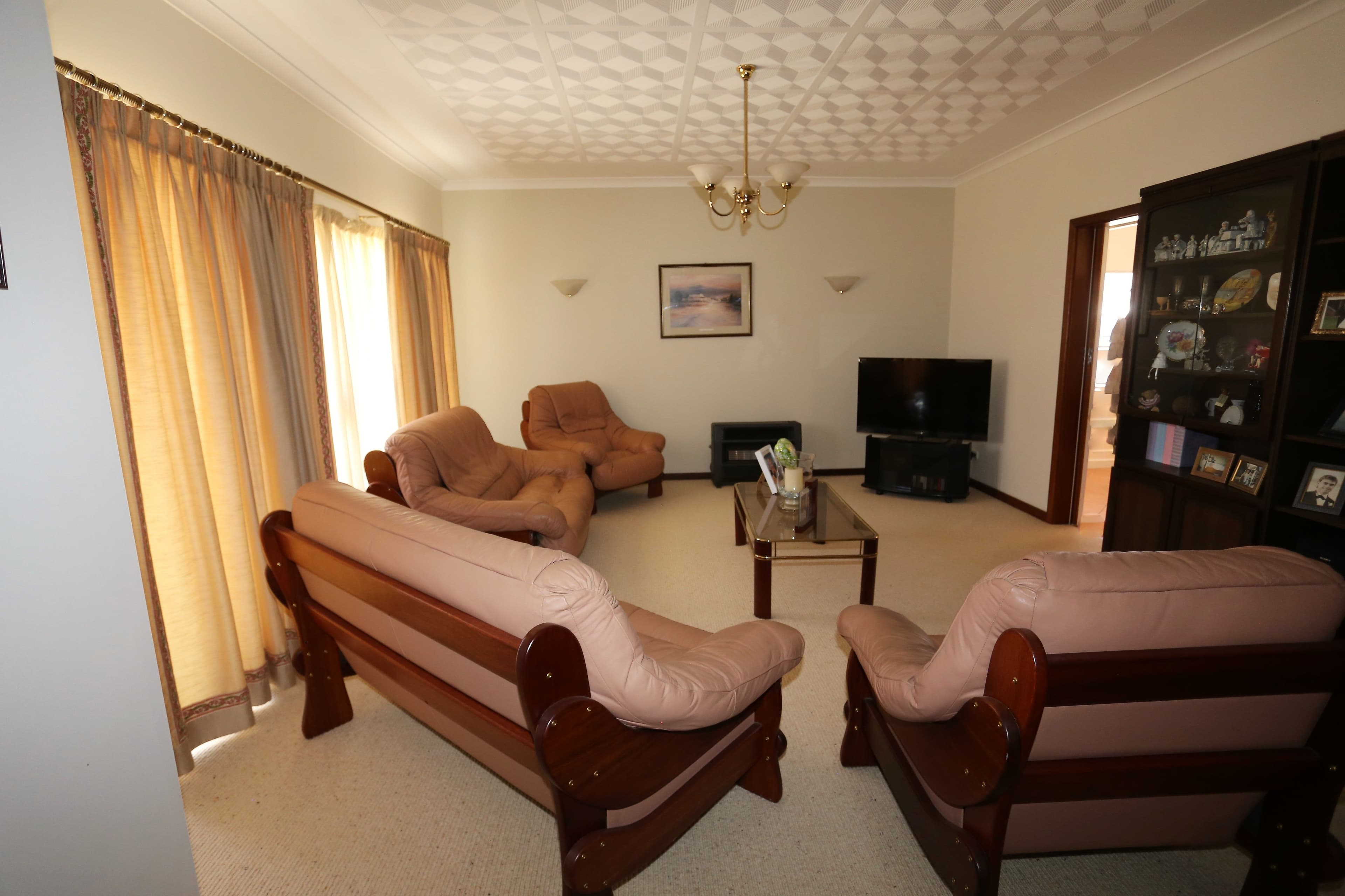 4 Sturt Pea Crescent, Kambalda West WA 6442, Kambalda West - Thumbnail 2