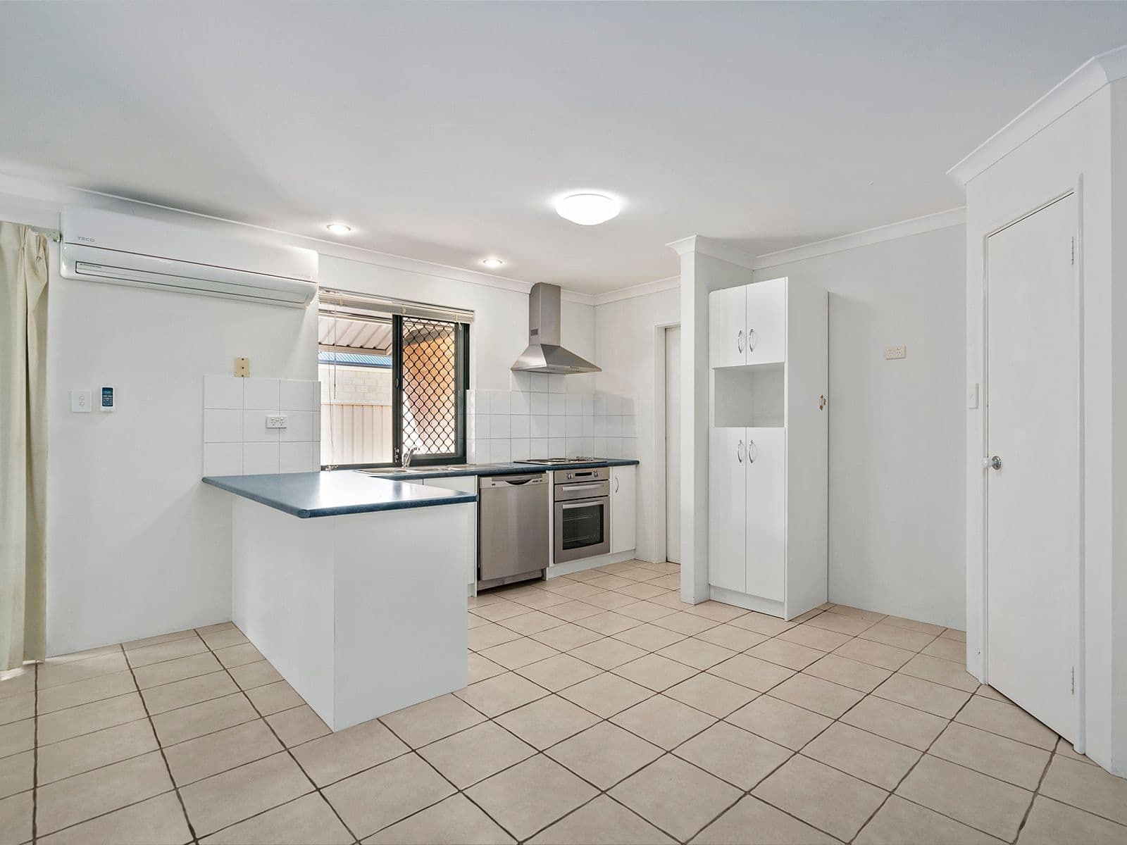 24 Stillwater Avenue, Drummond Cove WA 6532, Drummond Cove - Thumbnail 3