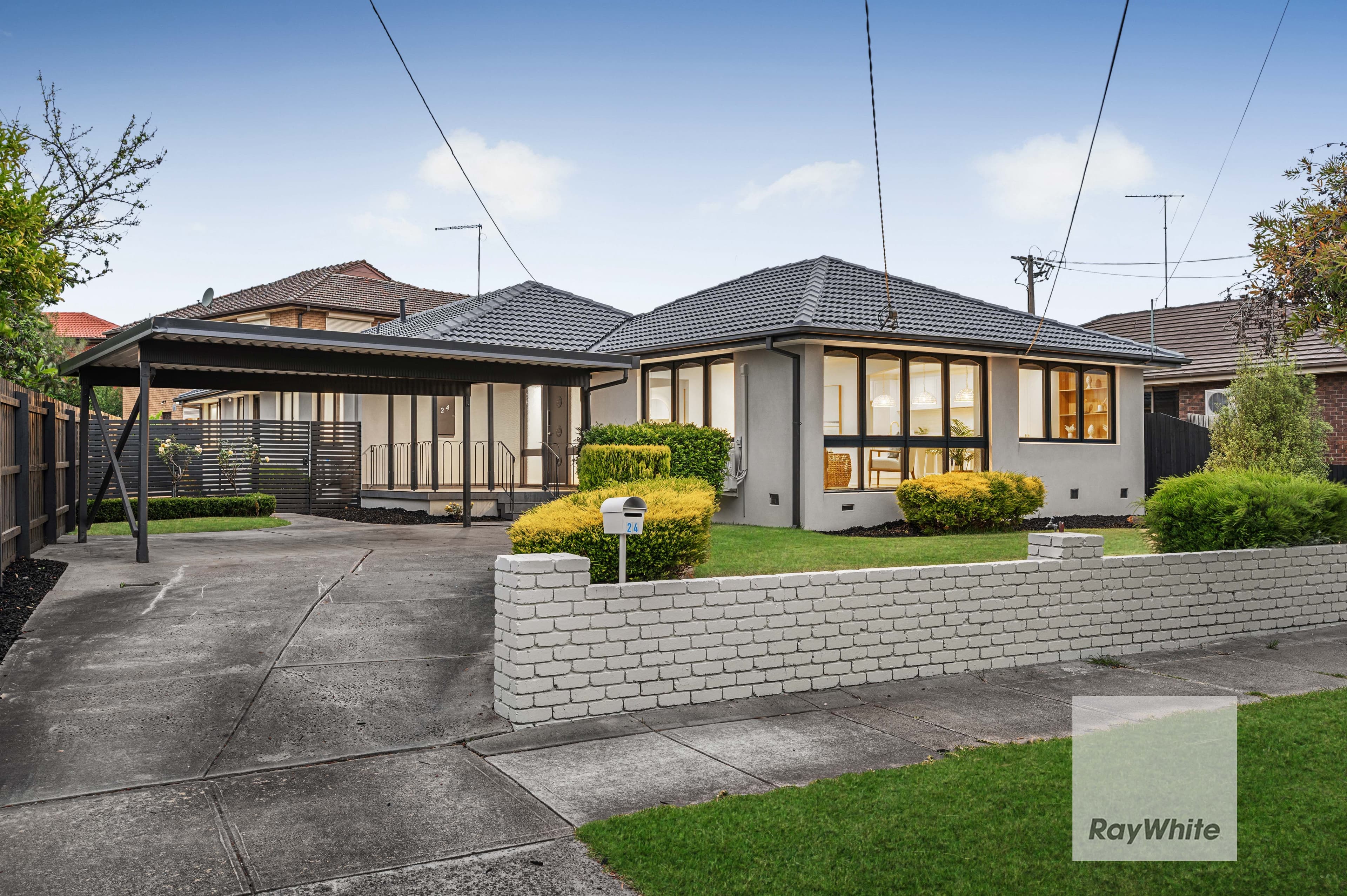 24 Snaefell Crescent, Gladstone Park VIC 3043, Gladstone Park - Image 1