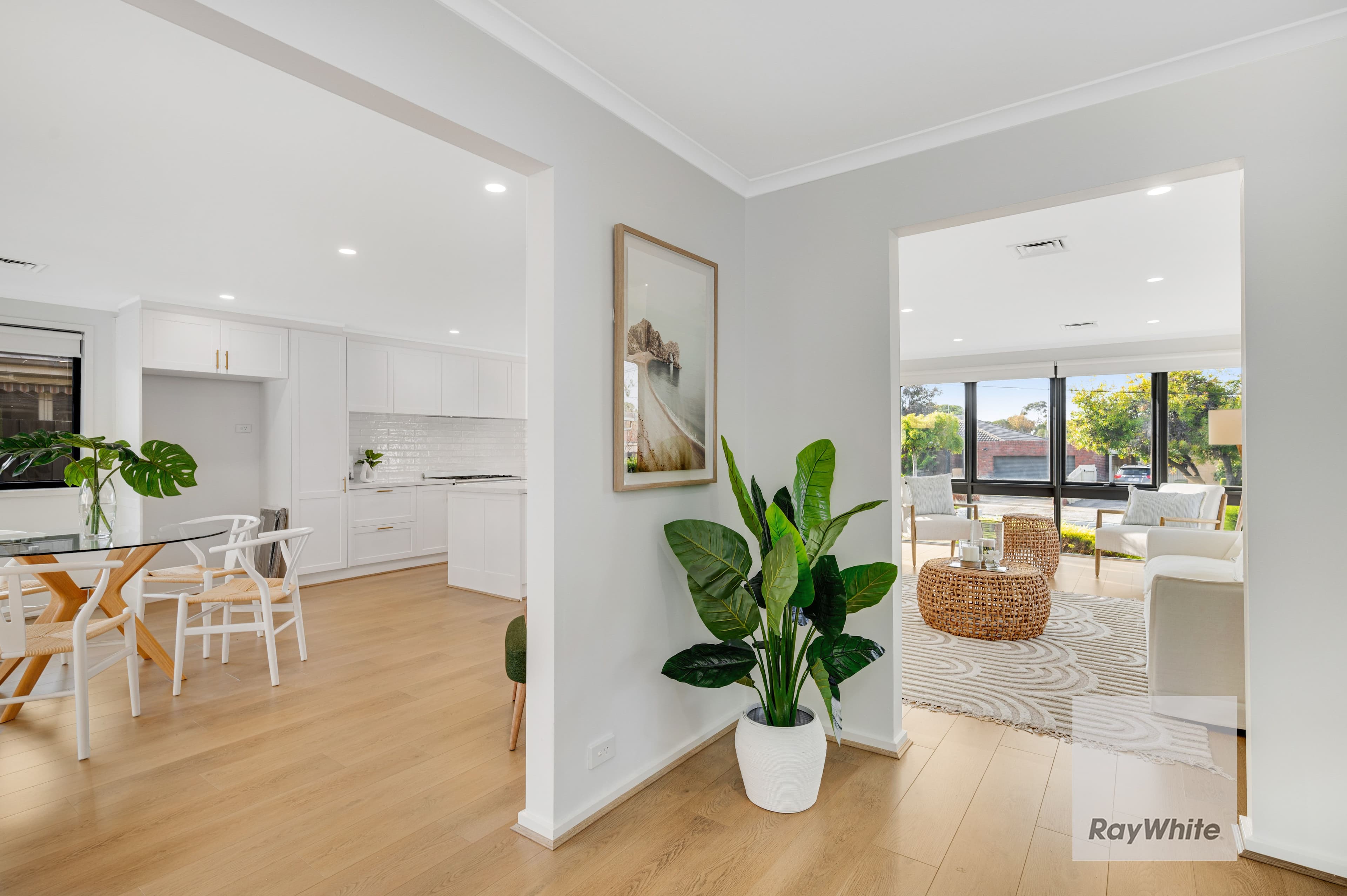 24 Snaefell Crescent, Gladstone Park VIC 3043, Gladstone Park - Thumbnail 2