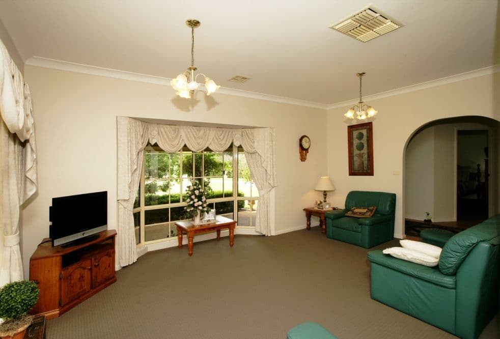 6 Yarran Place, Springvale NSW 2650, Springvale - Thumbnail 4
