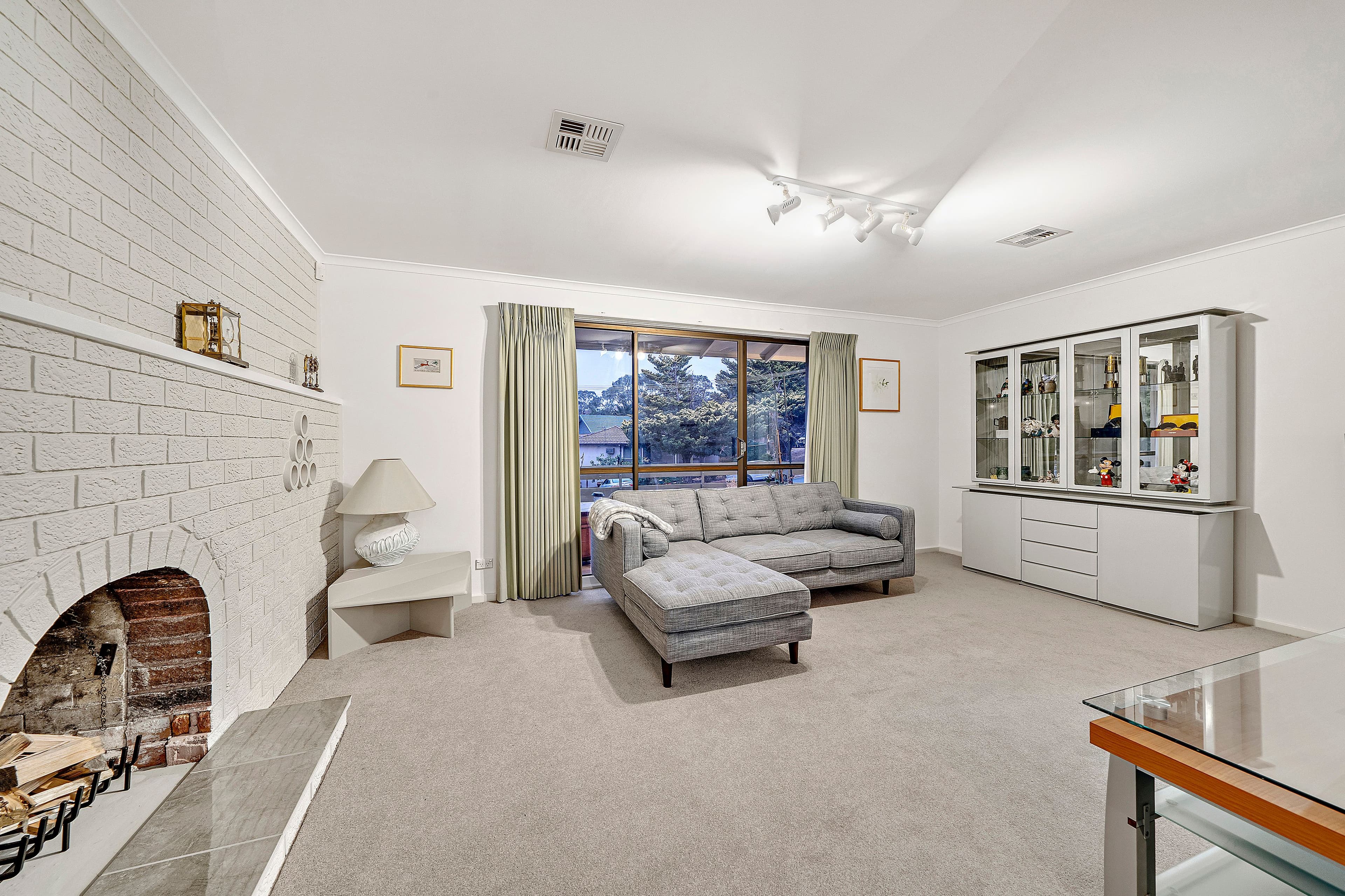 1 Nimmitabel Place, Queanbeyan NSW 2620, Queanbeyan - Thumbnail 4
