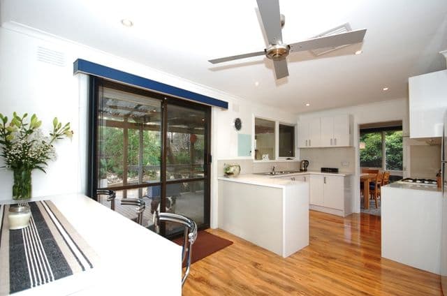 9 Alawara Drive, Mooroolbark VIC 3138, Mooroolbark - Thumbnail 5