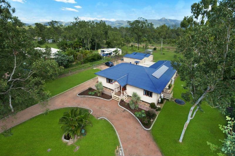 261 Kelso Drive, KELSO QLD 4815, Kelso - Image 1