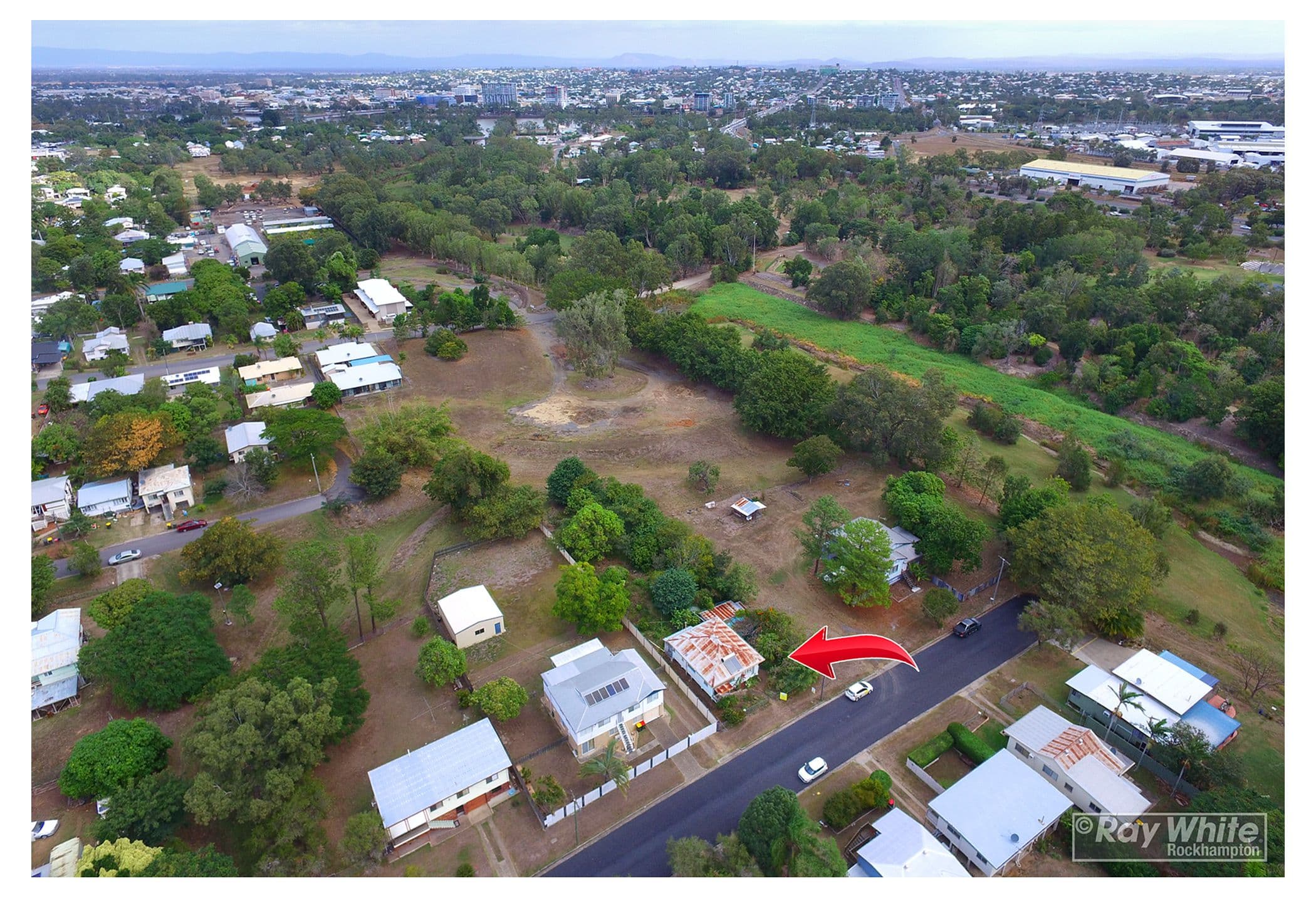 10 Burnett Street, Berserker QLD 4701, Berserker - Thumbnail 2