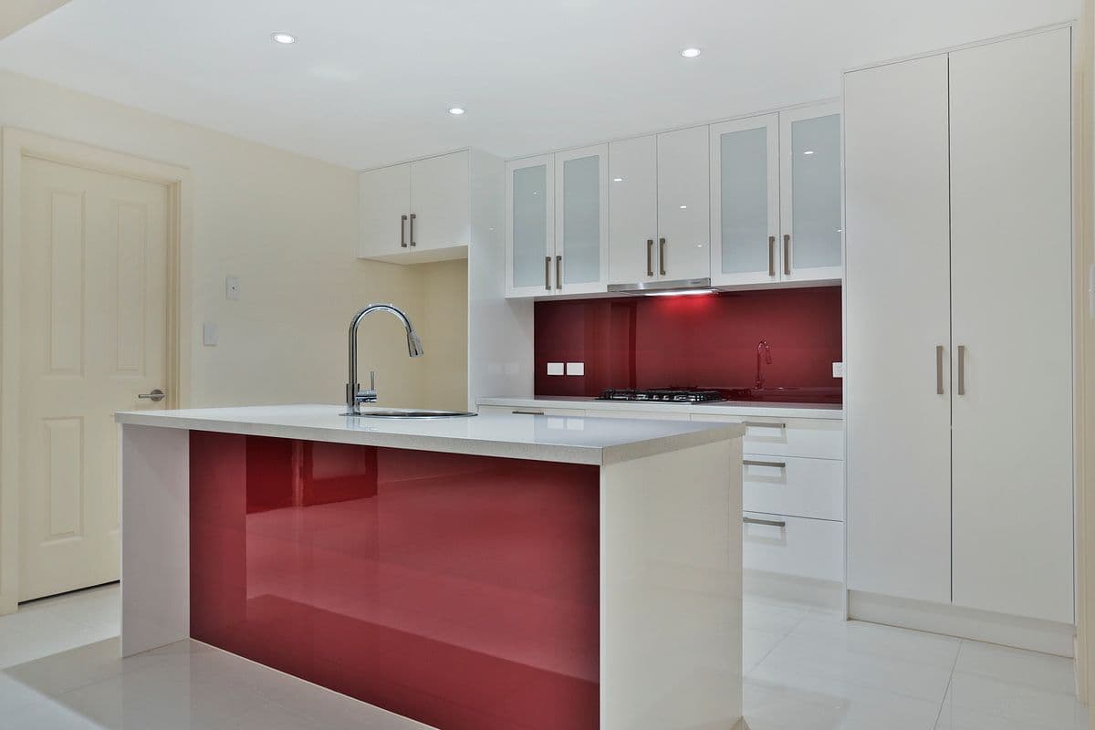 60 Macmillan Avenue, MAWSON LAKES SA 5095, Mawson Lakes - Thumbnail 3