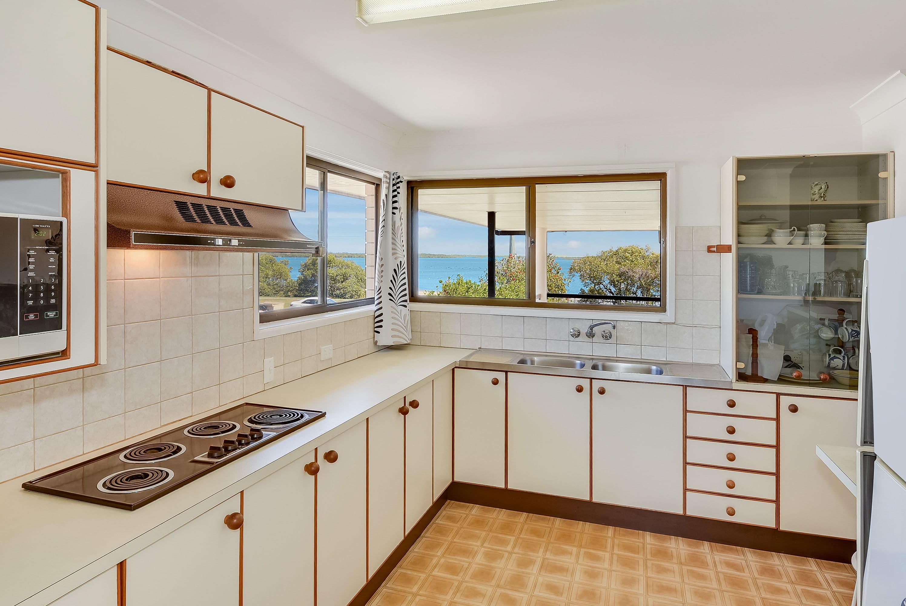 186 Golden Beach Esplanade, Golden Beach QLD 4551, Golden Beach - Thumbnail 4