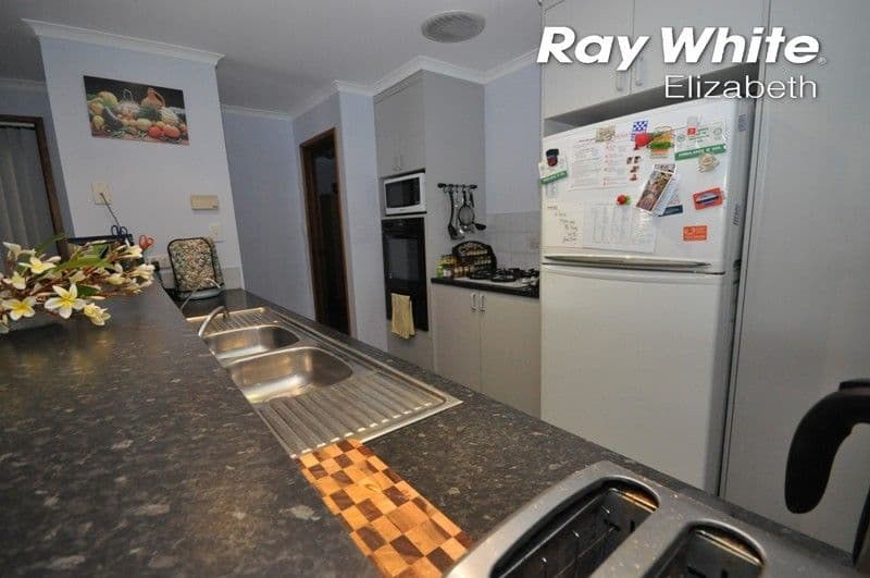 16 Bredford Grove, Andrews Farm SA 5114, Andrews Farm - Thumbnail 7