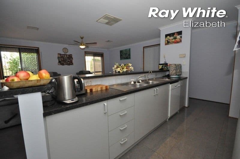 16 Bredford Grove, Andrews Farm SA 5114, Andrews Farm - Thumbnail 8