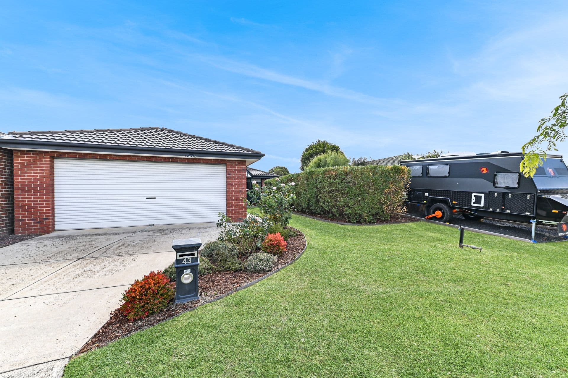 43 Bounty Way, Berwick VIC 3806, Berwick - Thumbnail 2