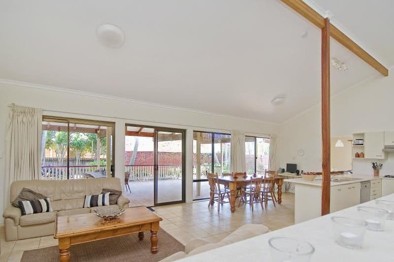34 Cotter Crescent, RIVERHILLS QLD 4074, Riverhills - Thumbnail 4
