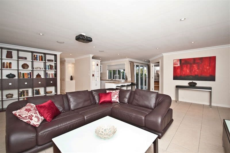 127 O'Quinn Street, NUDGEE BEACH QLD 4014, Nudgee Beach - Thumbnail 4