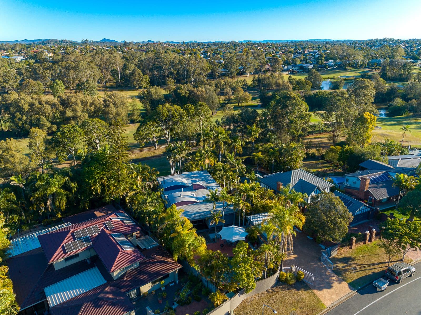 34 Westlake Drive, Mount Ommaney QLD 4074, Mount Ommaney - Thumbnail 2