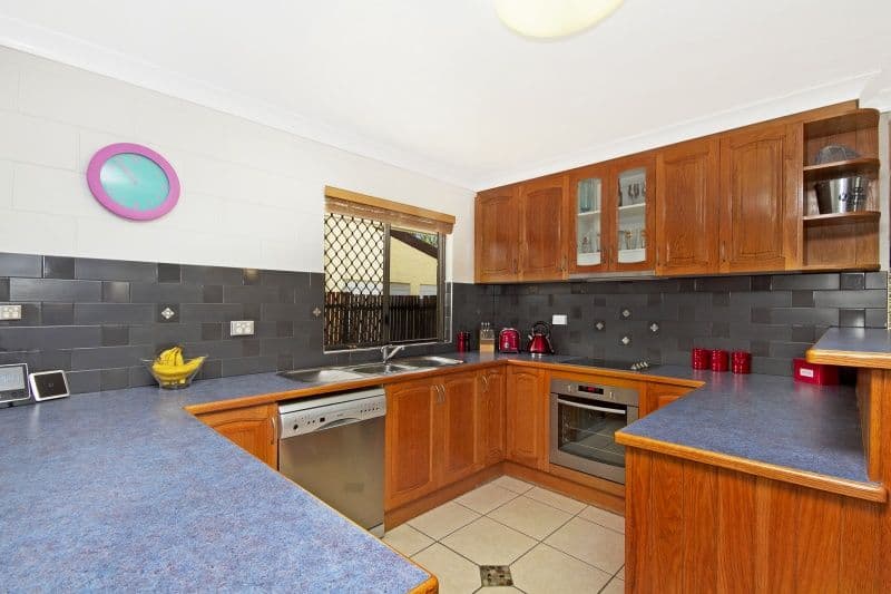 16 Winston Crescent, KIRWAN QLD 4817, Kirwan - Thumbnail 3