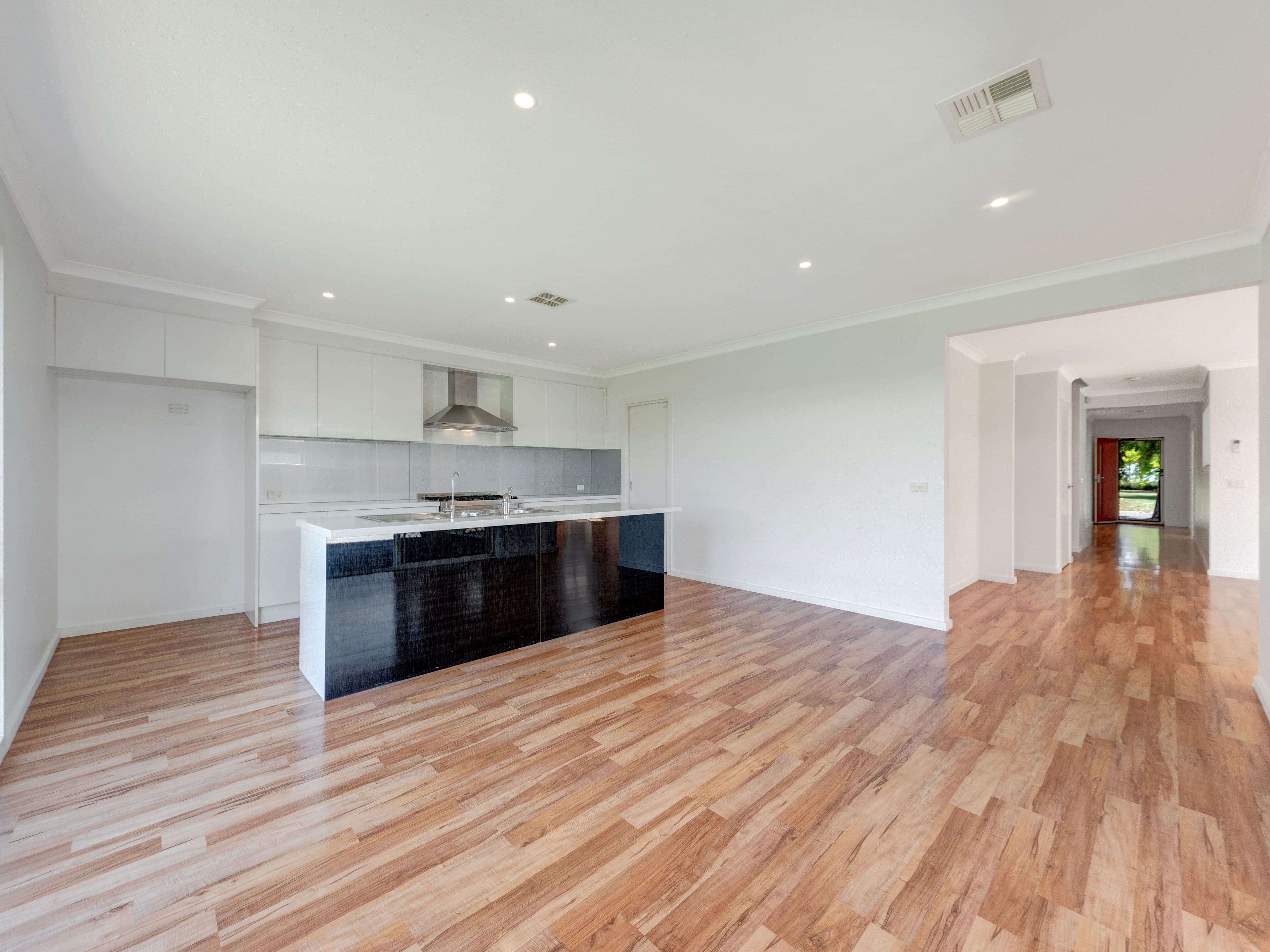 8 Melrose Crescent, Yarrawonga VIC 3730, Yarrawonga - Thumbnail 8