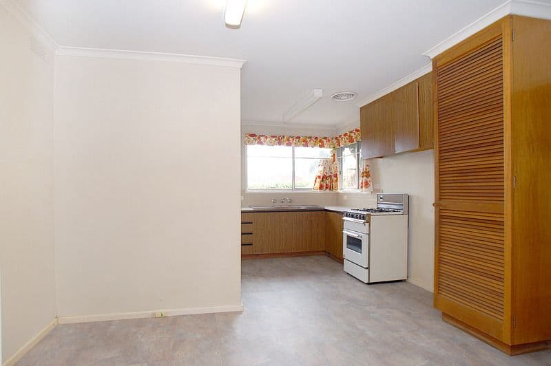 16a  Callander Road, NOBLE PARK VIC 3174, Noble Park - Thumbnail 4