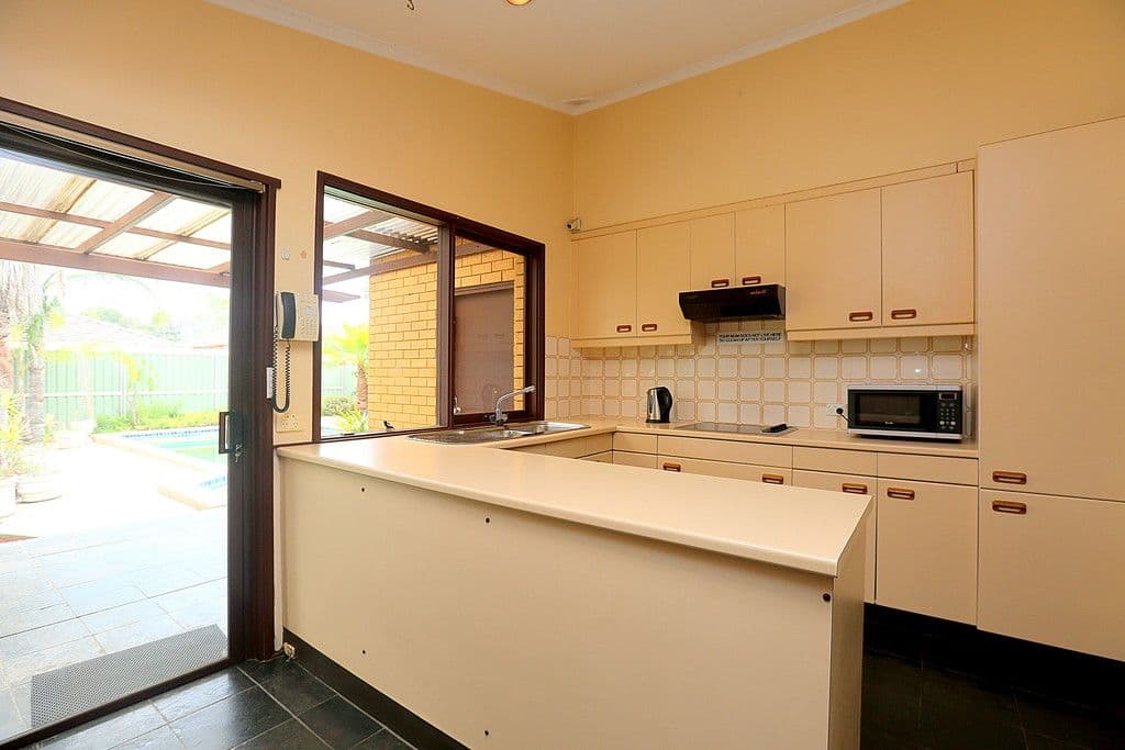 12 Parer Avenue, Condell Park - Thumbnail 3