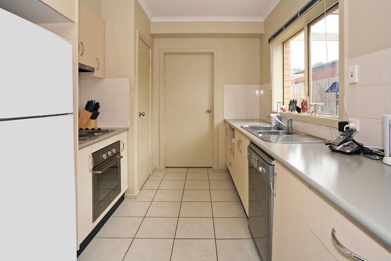 92 Bickford Road, GROVEDALE VIC 3216, Grovedale - Thumbnail 3