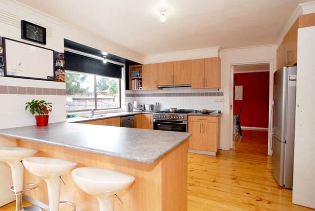 4 Otway Court, WERRIBEE VIC 3030, Werribee - Thumbnail 2