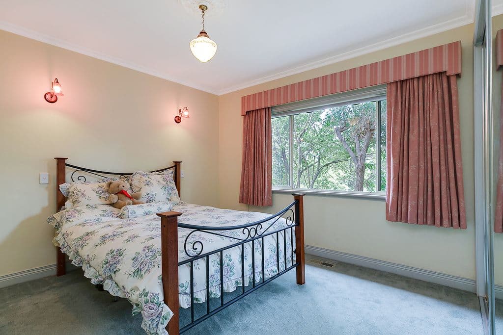 22 Hoban Avenue, Montmorency VIC 3094, Montmorency - Thumbnail 6