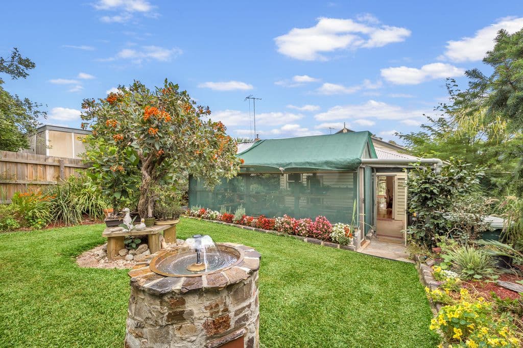 22 Hoban Avenue, Montmorency VIC 3094, Montmorency - Thumbnail 8