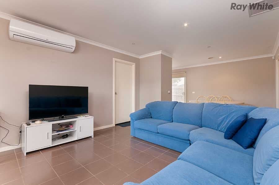 20-22 Roslyn Park Drive, Melton VIC 3337, Melton - Thumbnail 4