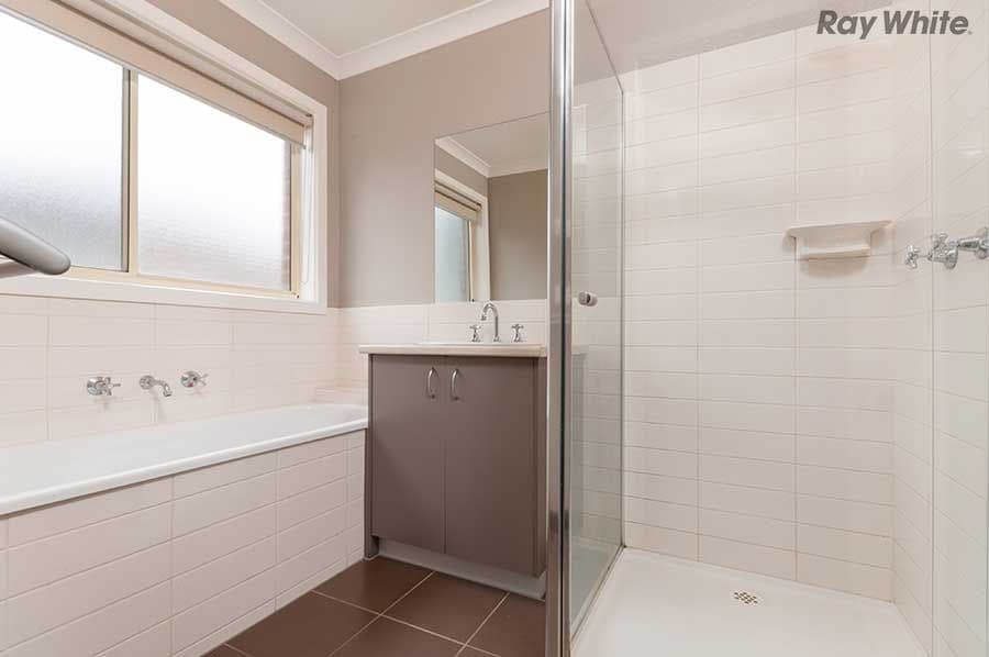 20-22 Roslyn Park Drive, Melton VIC 3337, Melton - Thumbnail 6