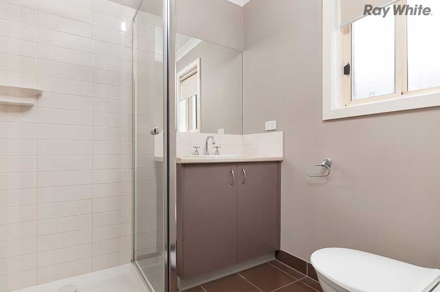 20-22 Roslyn Park Drive, Melton VIC 3337, Melton - Thumbnail 8