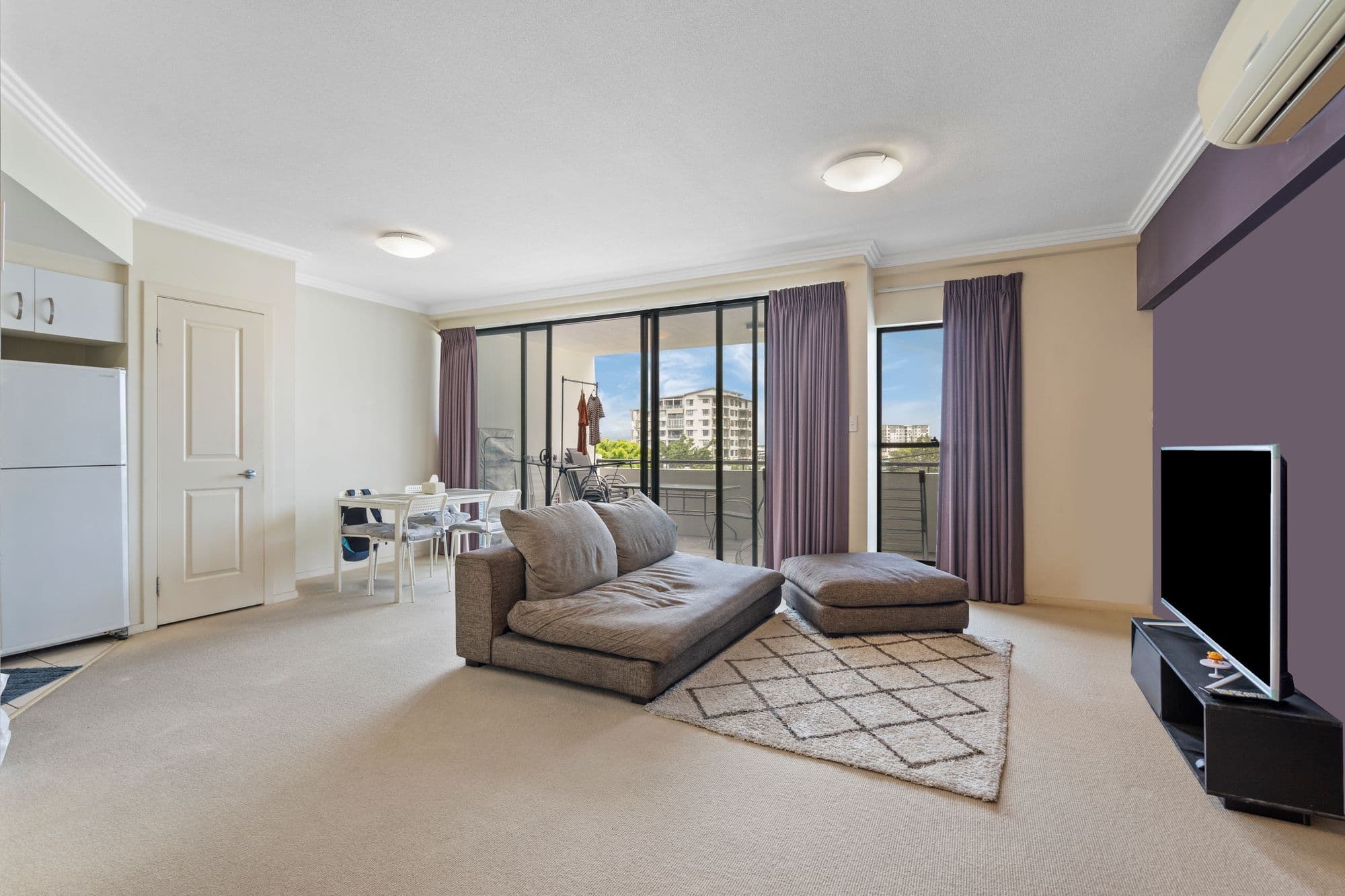 12 Archer Street, Upper Mount Gravatt QLD 4122, Upper Mount Gravatt - Thumbnail 2