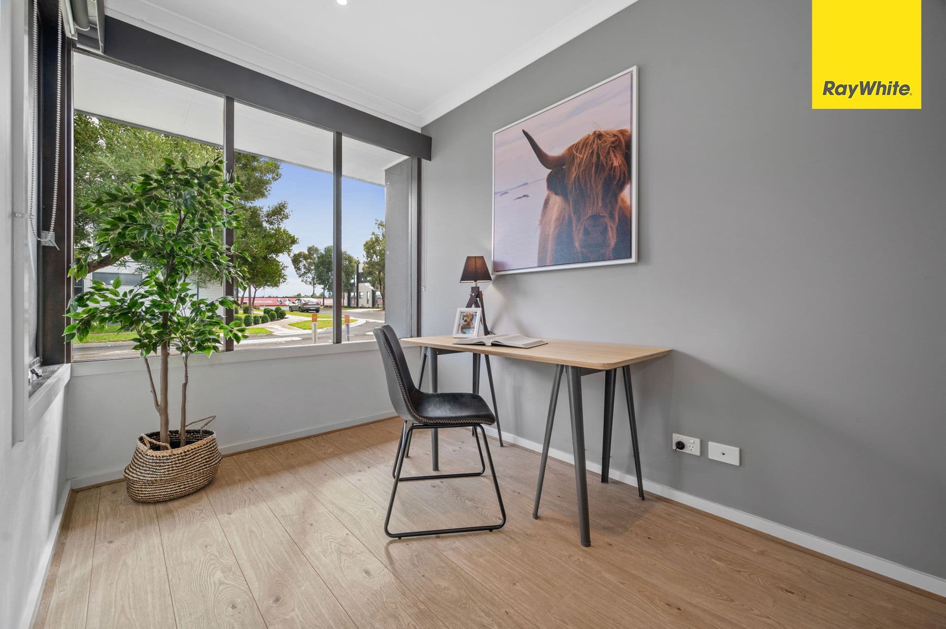 16 Ladbroke Street, Strathtulloh VIC 3338, Strathtulloh - Thumbnail 2