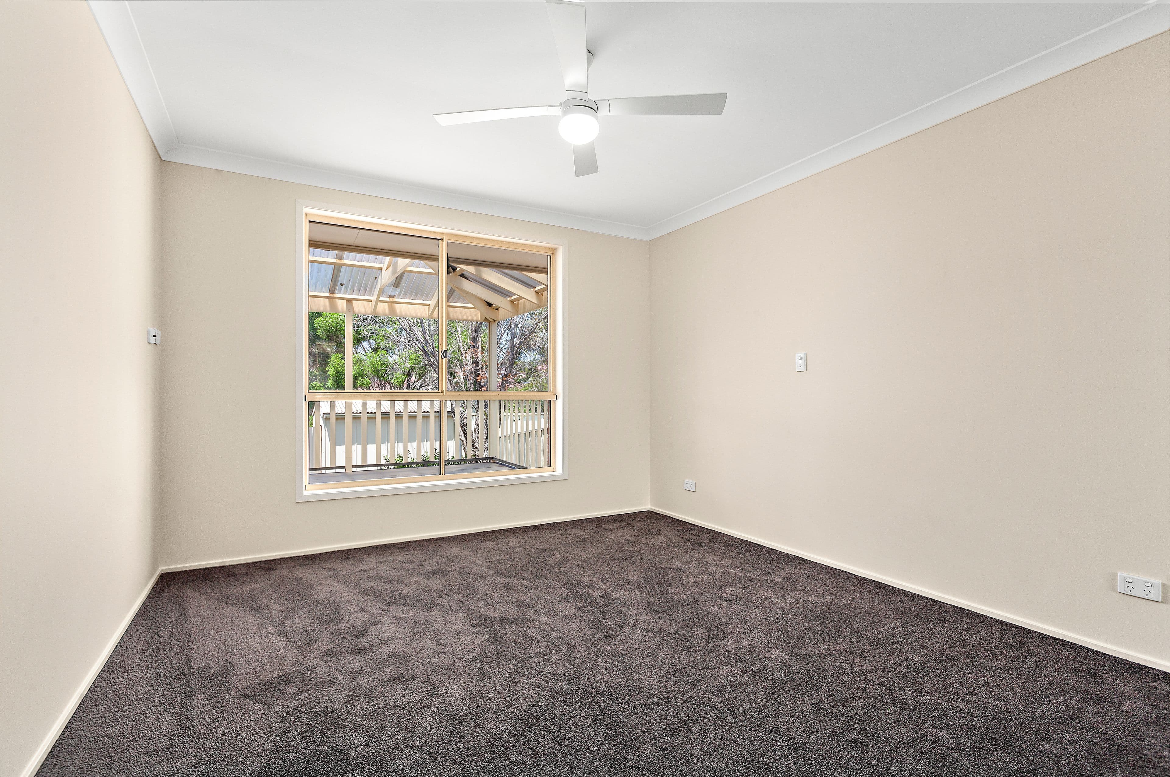 35 Gloucester Circuit, Albion Park - Thumbnail 3