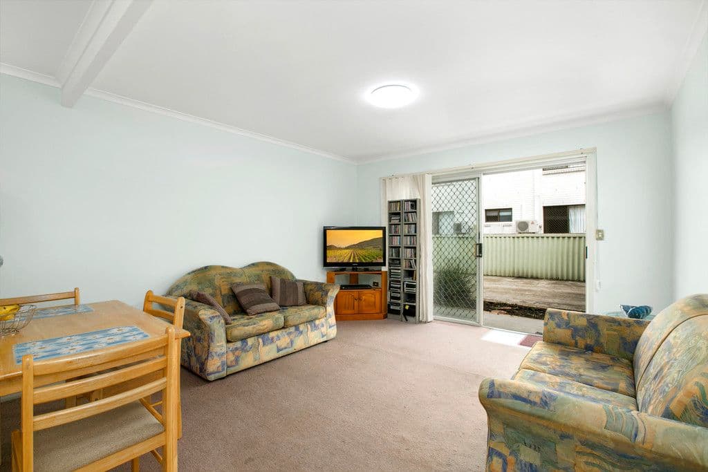 7 Little Norman Street, Southport QLD 4215, Southport - Thumbnail 2